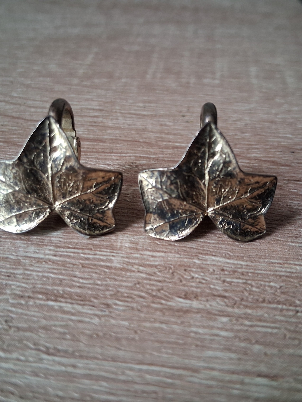 Vintage 1950s Signed Napier Sterling Silver Clip On Earrings.